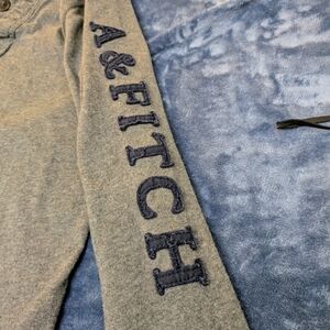 Vintage Abercrombie & Fitch Charcoal Muscle Fit Henley Top